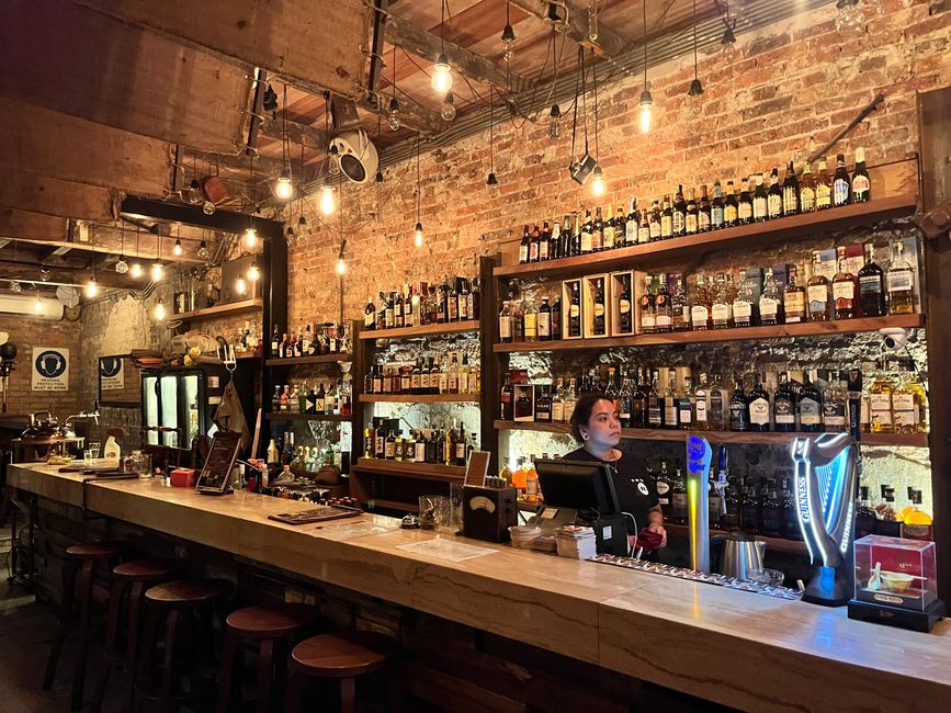 Drunk Monkey Bar, Kuching