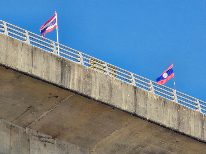 Auf dem Mekong von Luang Prabang nach Ban Houayxay
