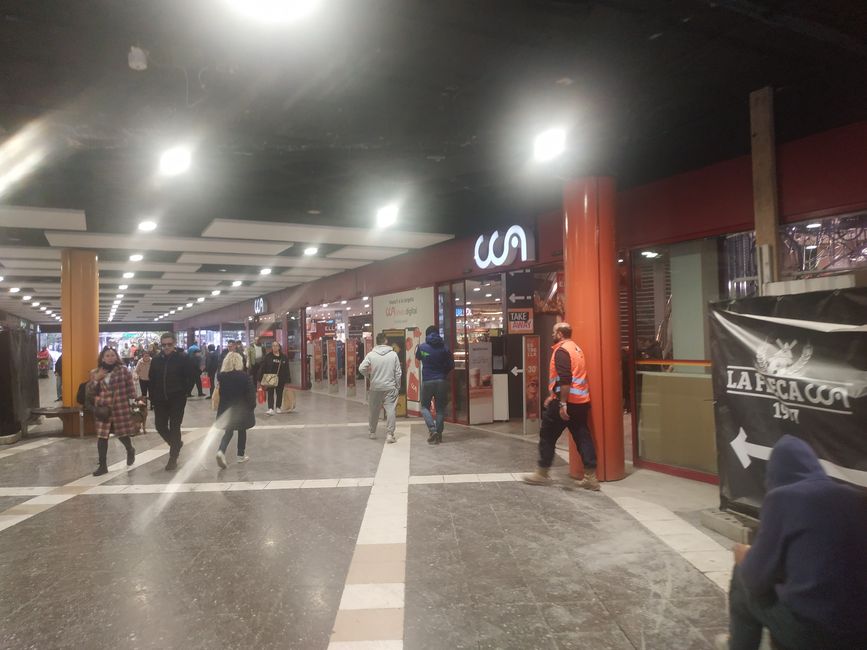 Photos of the CCA Shopping Center (Centre Comercial Andorrà) + Super U in Andorra la Vella