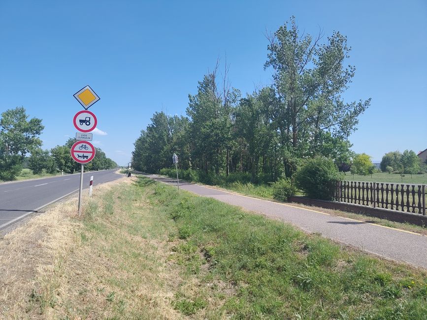 Da machen dann auch solche Straßenschilder Sinn