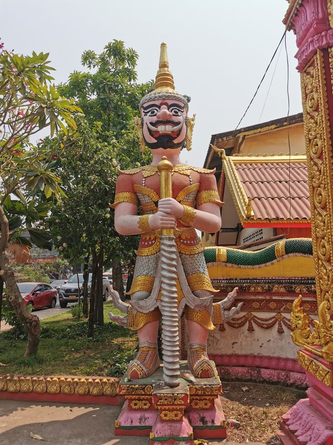 Vientiane - 1.5 days on a temple and museum tour