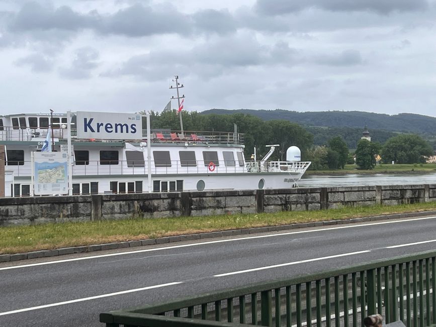 14 nach Krems