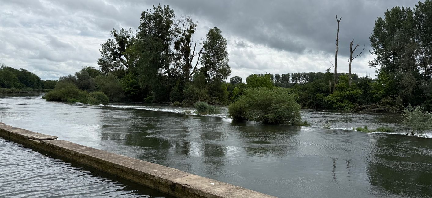 Canale e Doubs separati da un muro, Ranchot