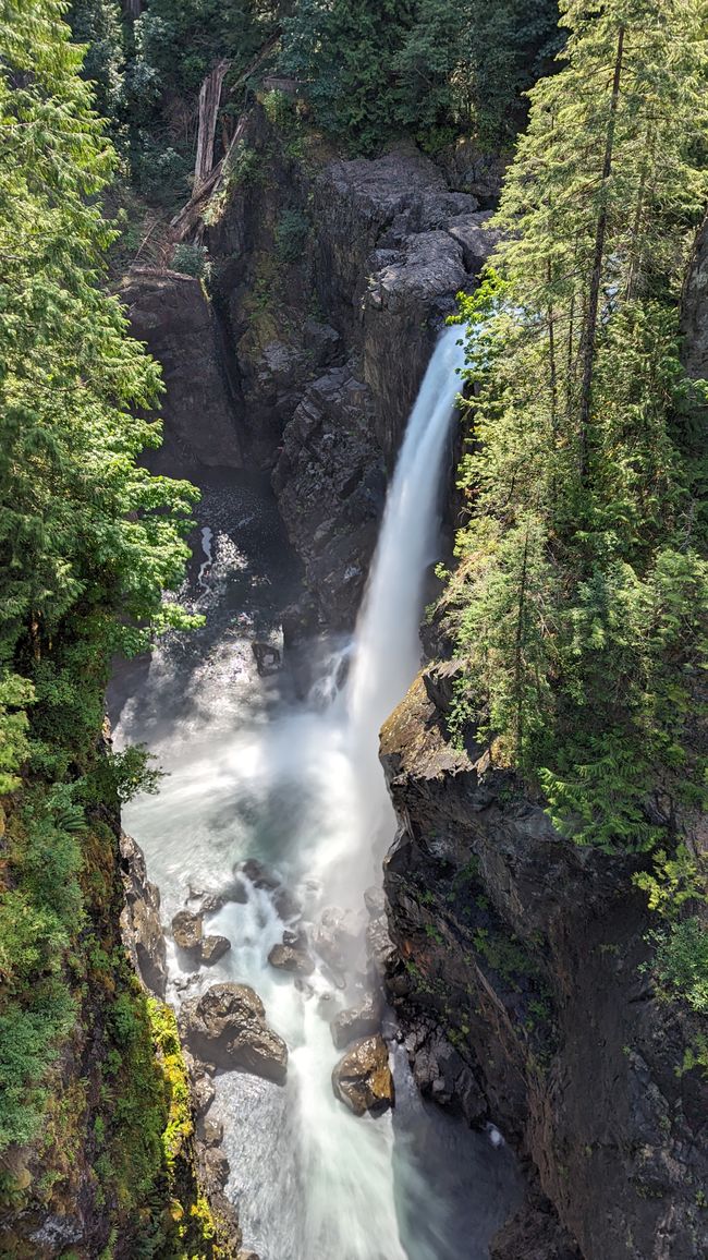 Elk Falls Provincial Park