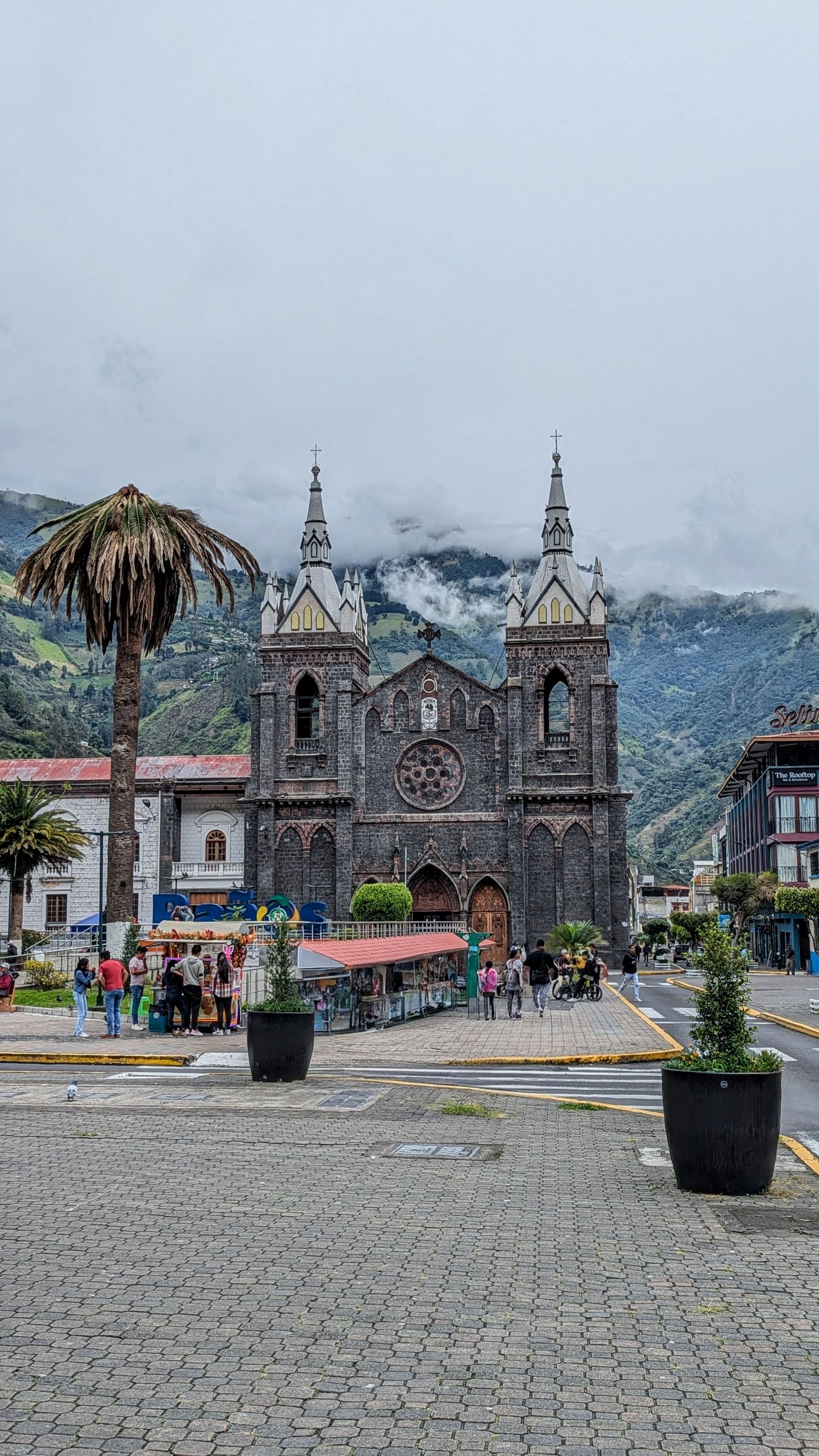 Baños Main Square