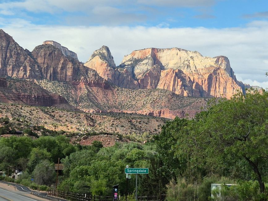 Einfahrt in die Zion NP Region