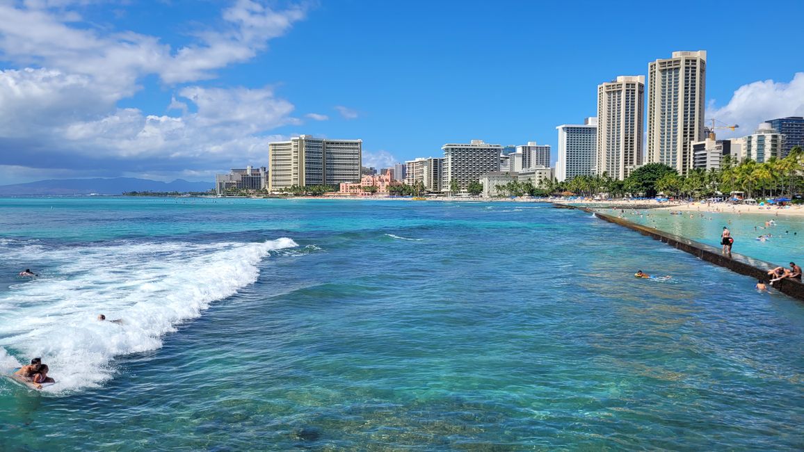 Centro de Honolulu – Diversión en la playa de Waikiki