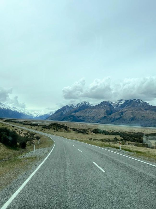 Straße zum Mount Cook
