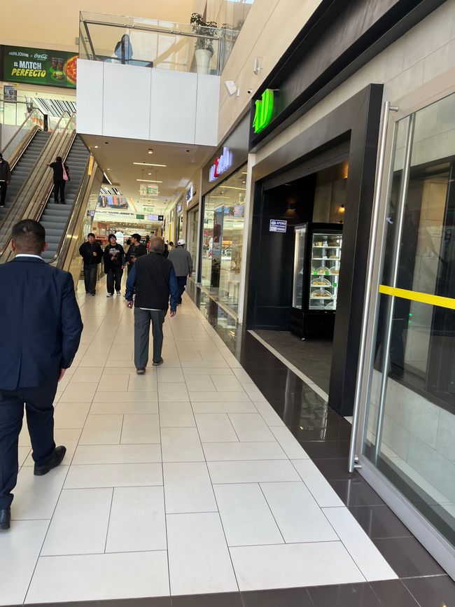 Tag 14
Auf dem Weg zur Mall von Cusco