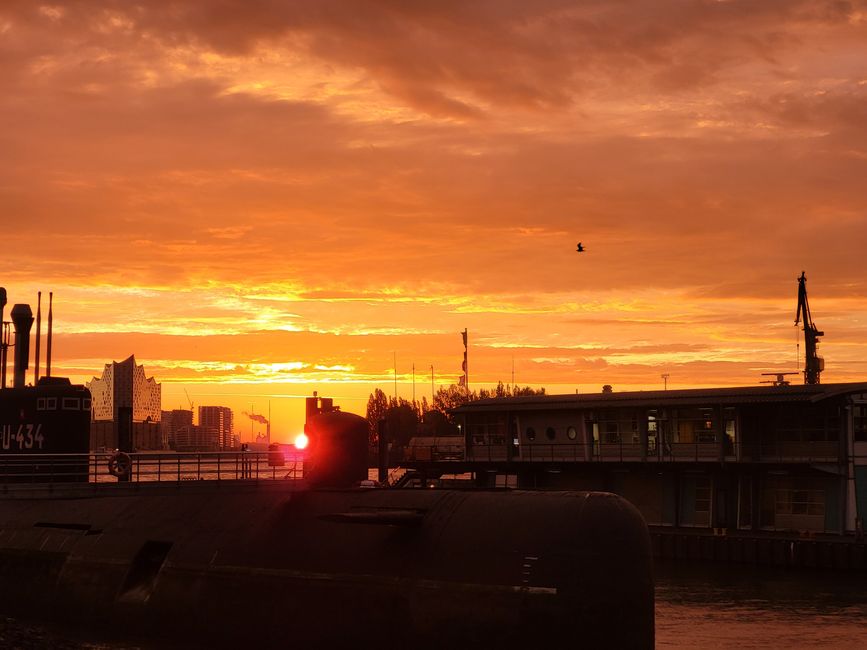 Sonnenaufgang in Hamburg