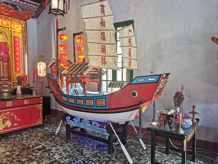 In esplorazione e shopping a Hoi An