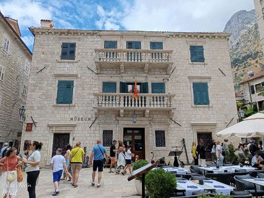 2025 Kotor Hop on Hop off