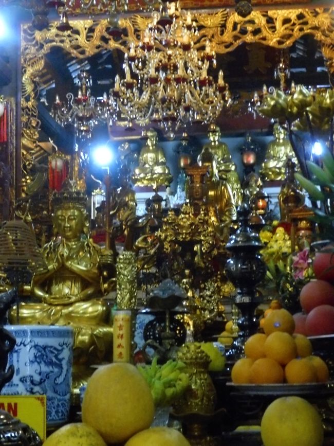 Il y a aussi un site temple ici