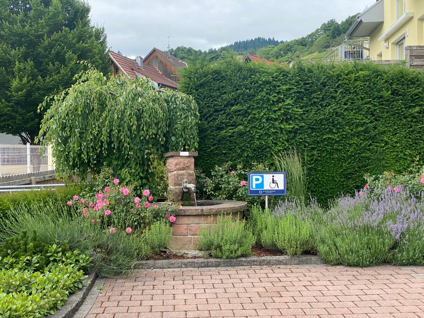 - auch am Brunnen