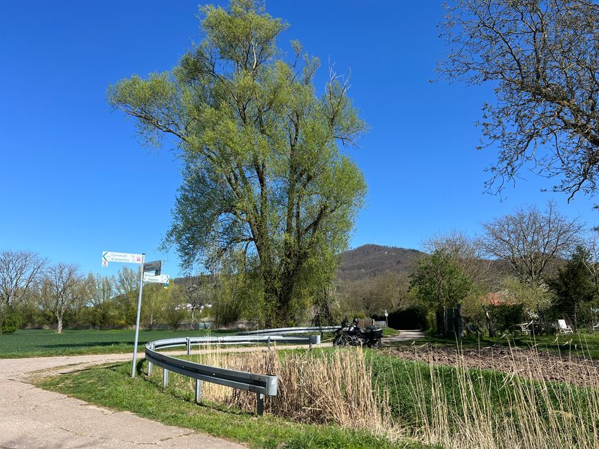 03 vers Darmstadt-Wixhausen