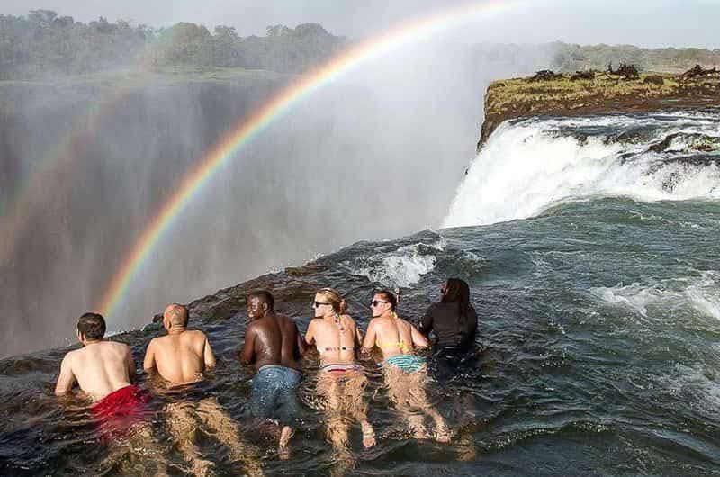 CHIRORODZIVA TOURS

 "Explore Zimbabwe 🇿🇼  The right way"