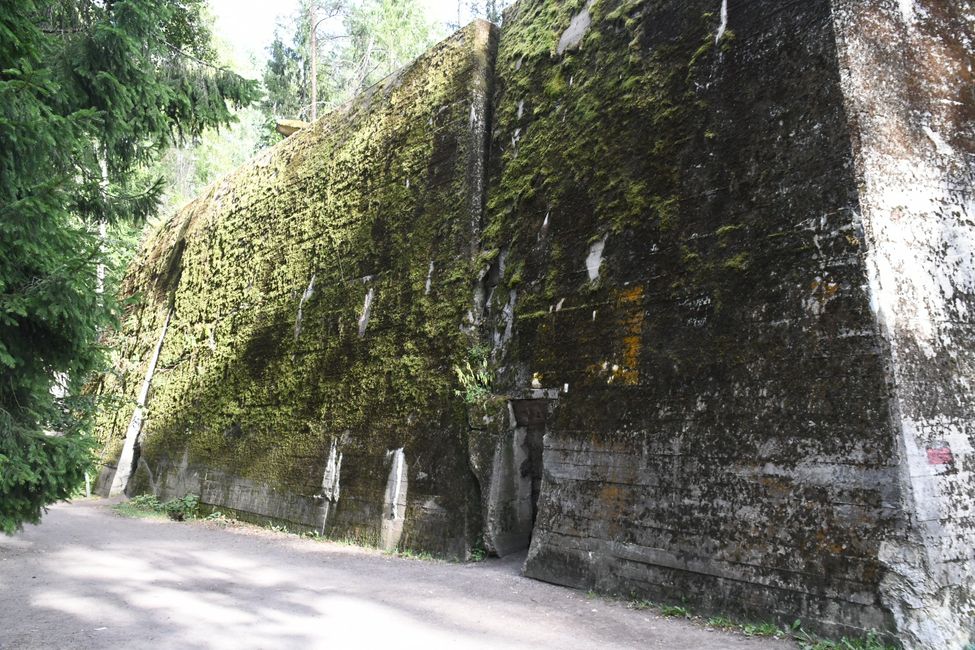 Gigantische Bunkeranlage