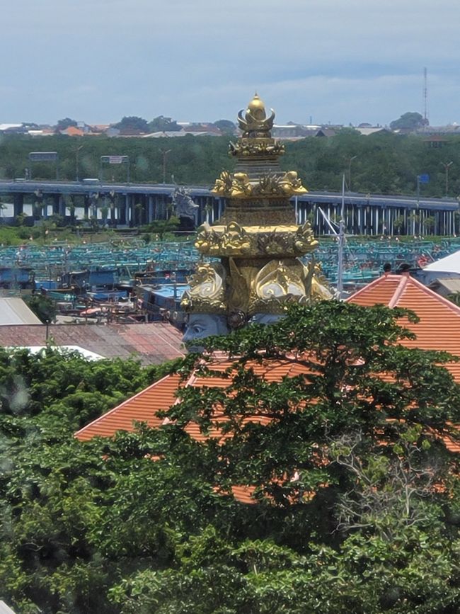 Jour 111 et 112 sur 175 : Croisière autour du monde - Benoa/Bali