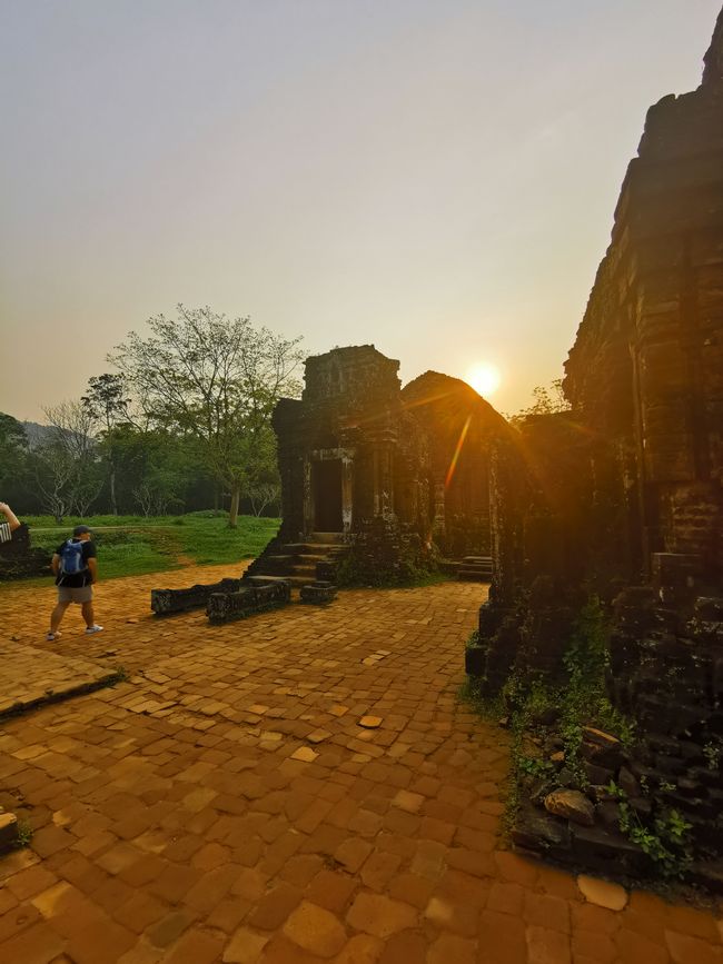At sunrise to My Son and last hours in Hoi An