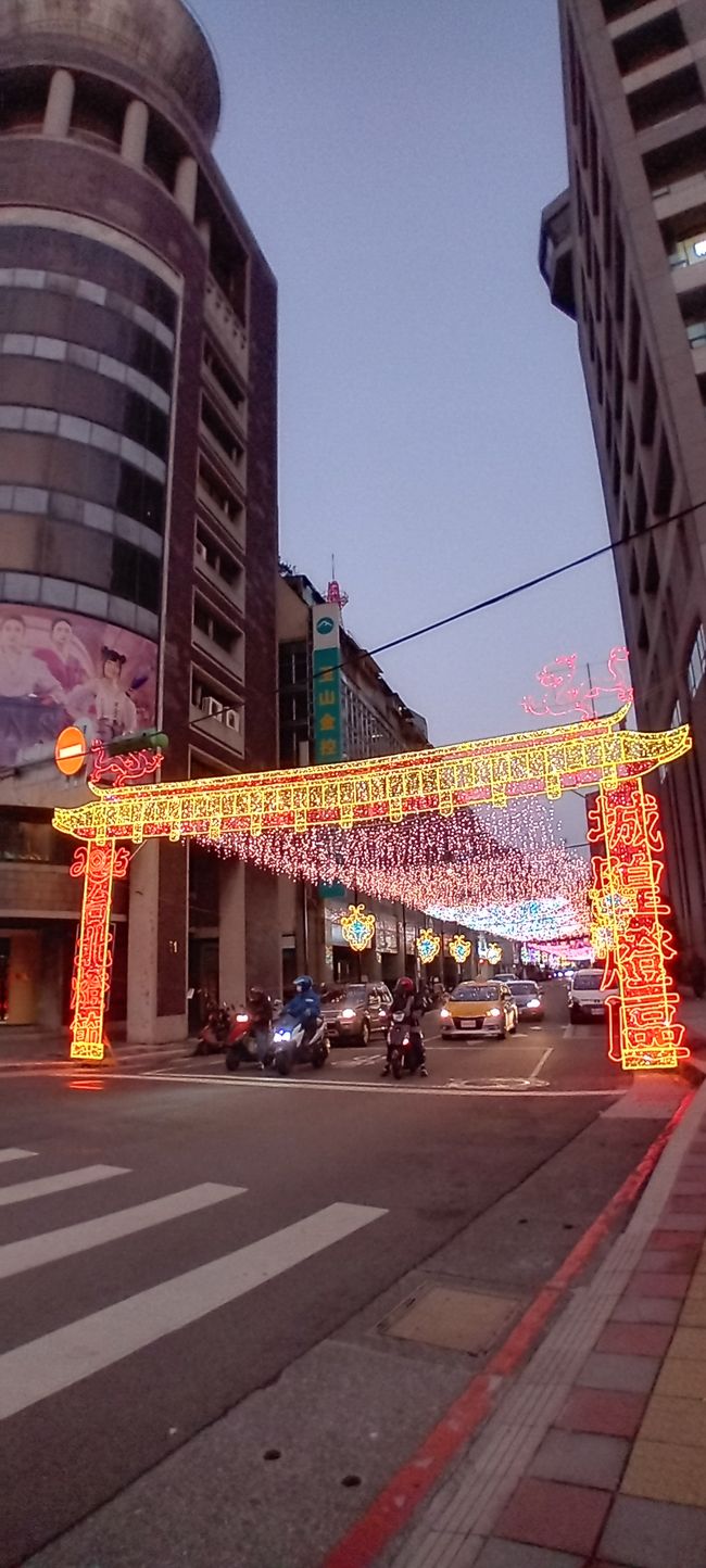 Taipei / Chianti Kai - Sala Conmemorativa Shek / Plaza de la Paz