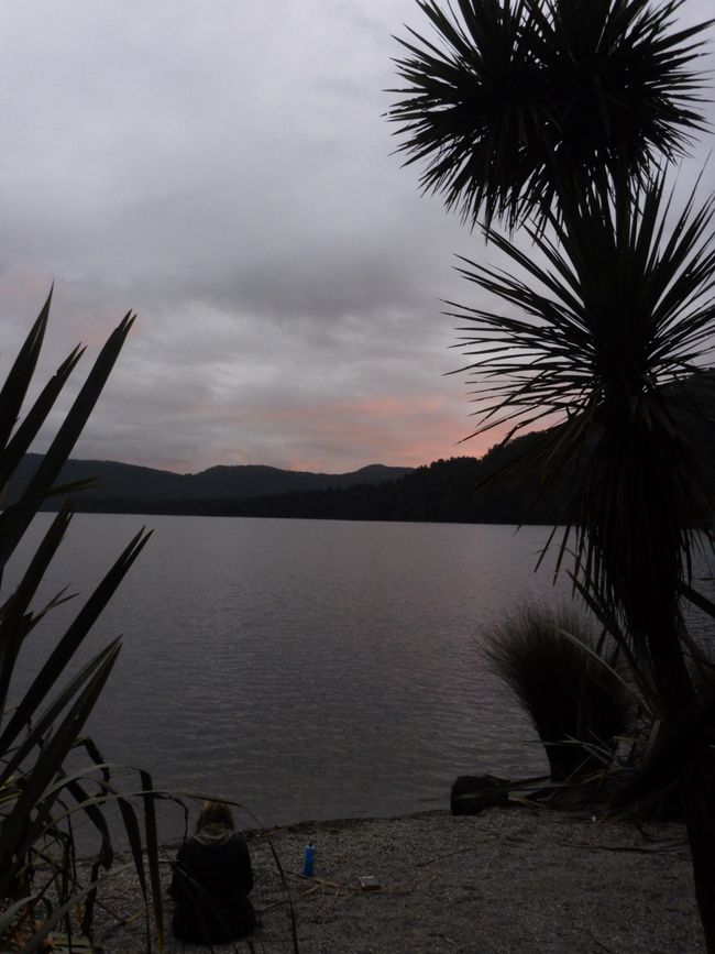 Camping Ottos Corner au lac Mapourika