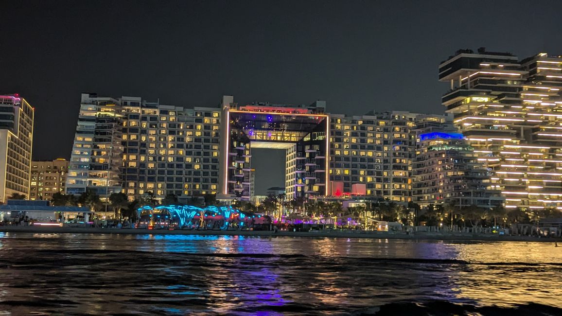 Tag 3 (2024) Dubai JBR Beach, Souks Deira e The One and Only