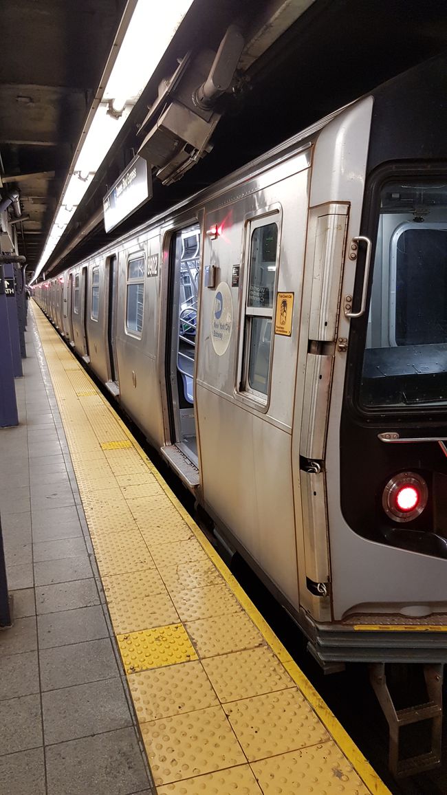 Ein Subway Train