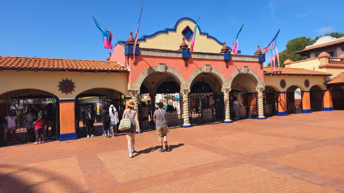 Six Flags Fiesta Texas e Wasserpark