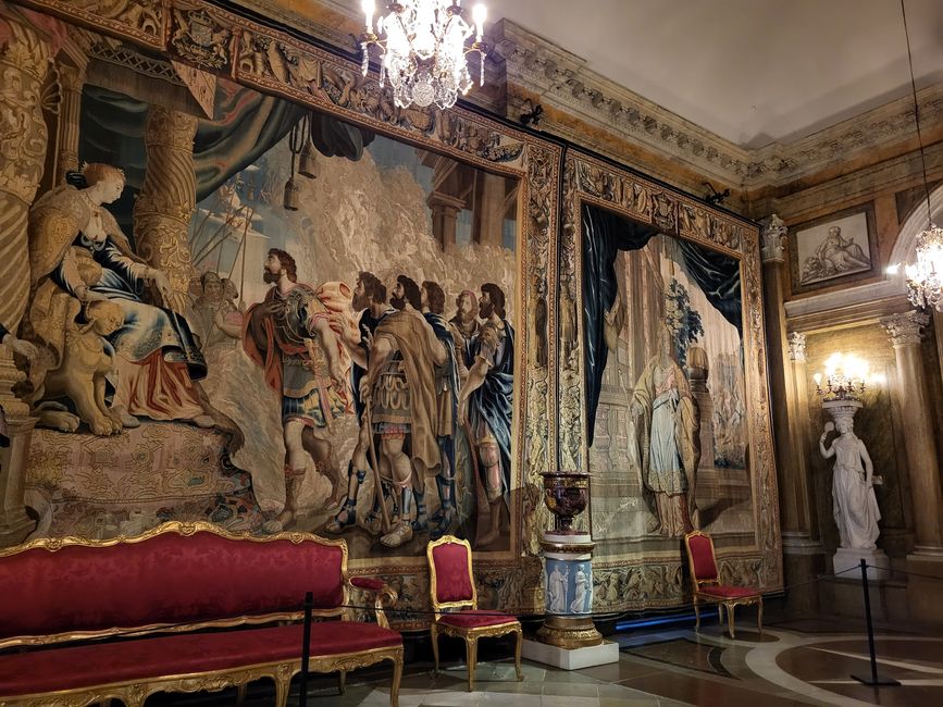 Dentro il palazzo