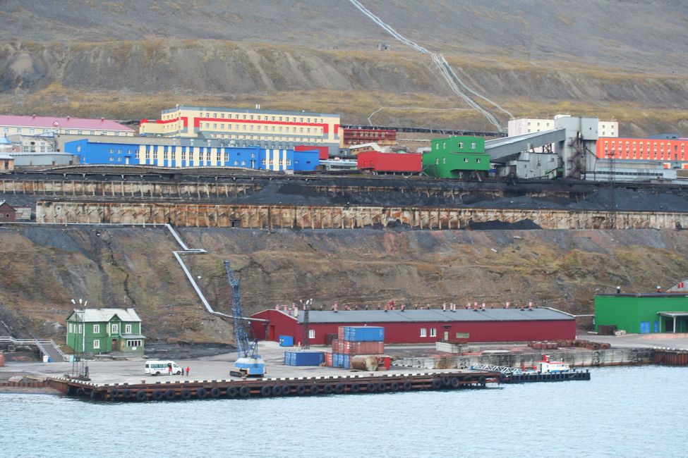 Kohleförderwerk in Barentsburg