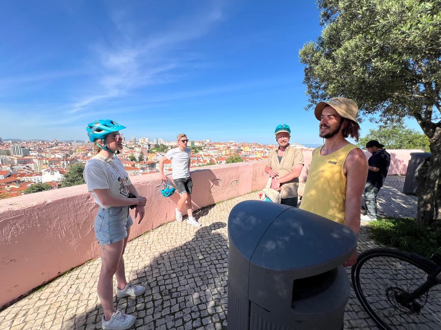 E-bike tour through Lisbon with João