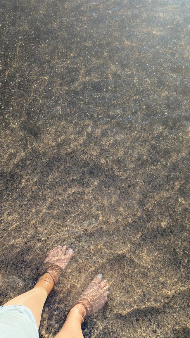 Mal das Wasser testen - ja, ist warm