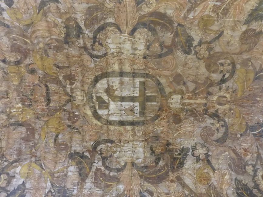 Decke mit Franziskus Symbolen