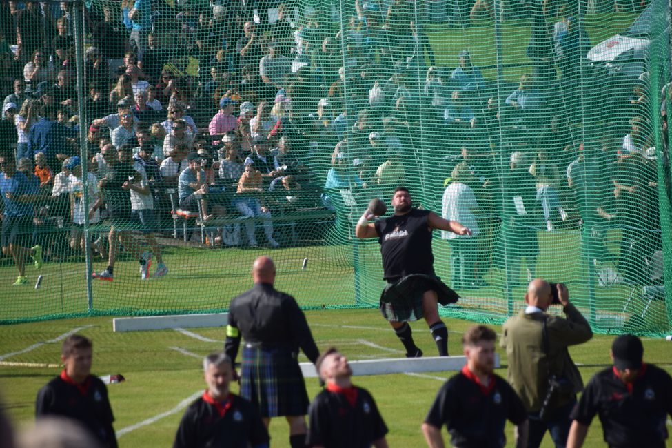 Strong Men, Pipes and Drums