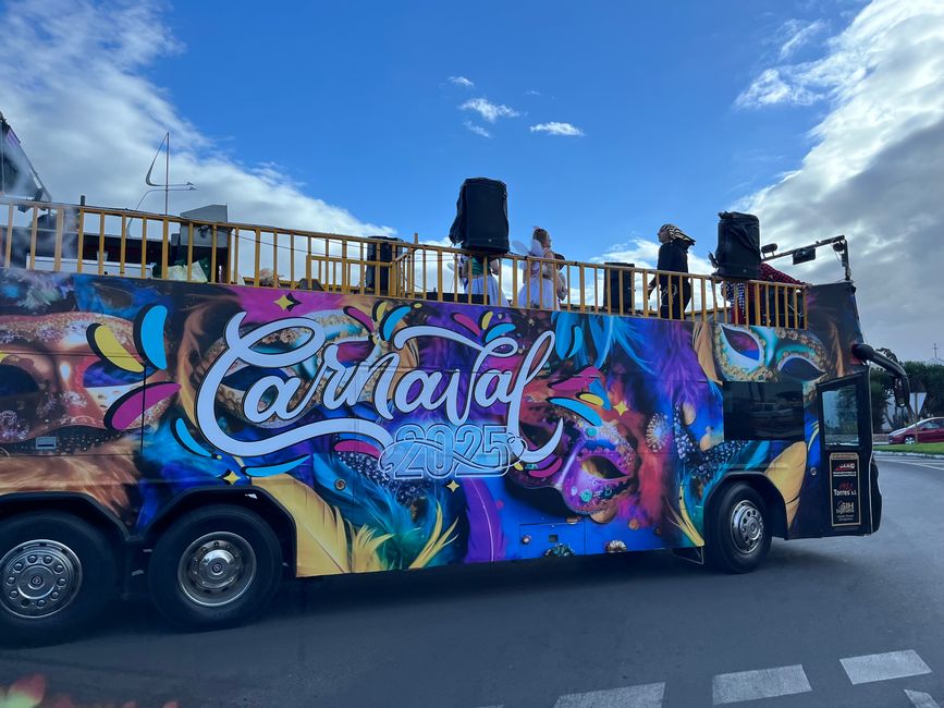 On the way to the ferry, we get caught in the beginning of the carnival parade in Purto del Rosario