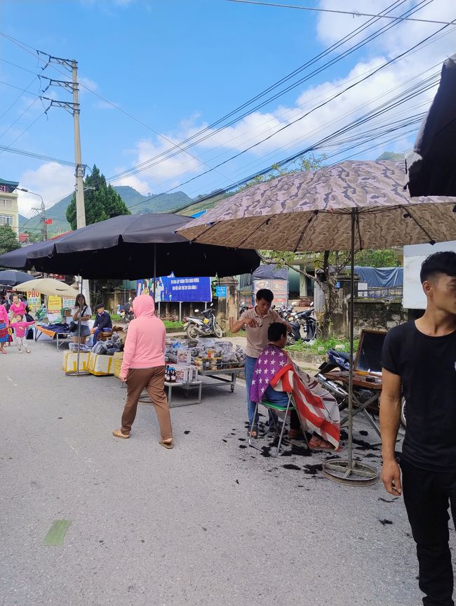 At the market in Meo Vac