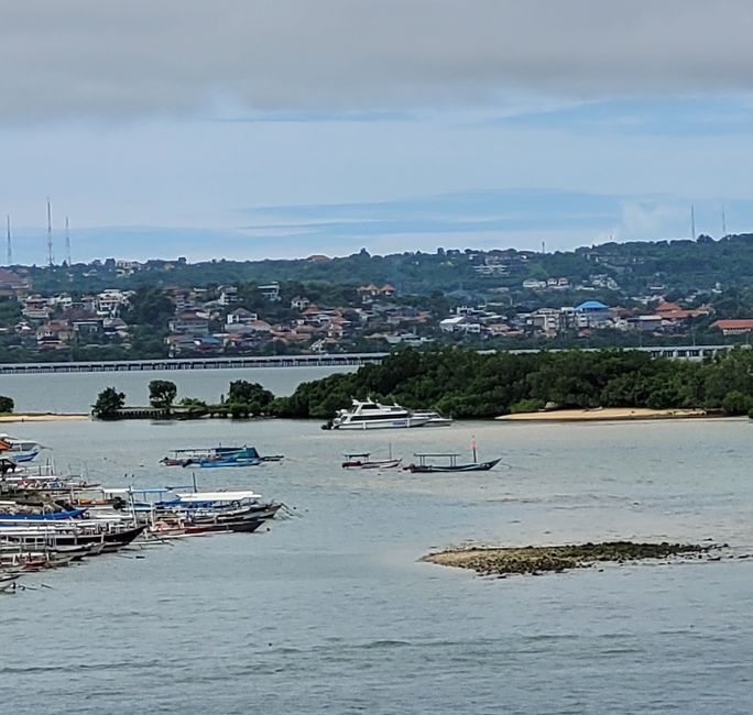 Jour 111 et 112 sur 175 : Croisière autour du monde - Benoa/Bali