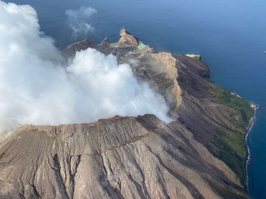 White Island 