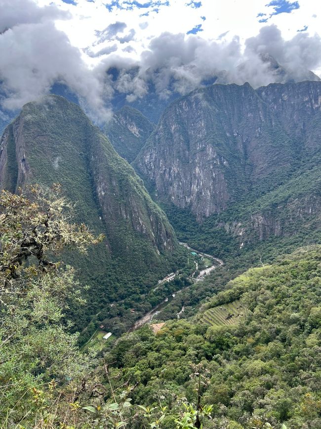👷‍♂️标签 31-1 (3.11.) 马丘比丘，登上惠纳比丘山