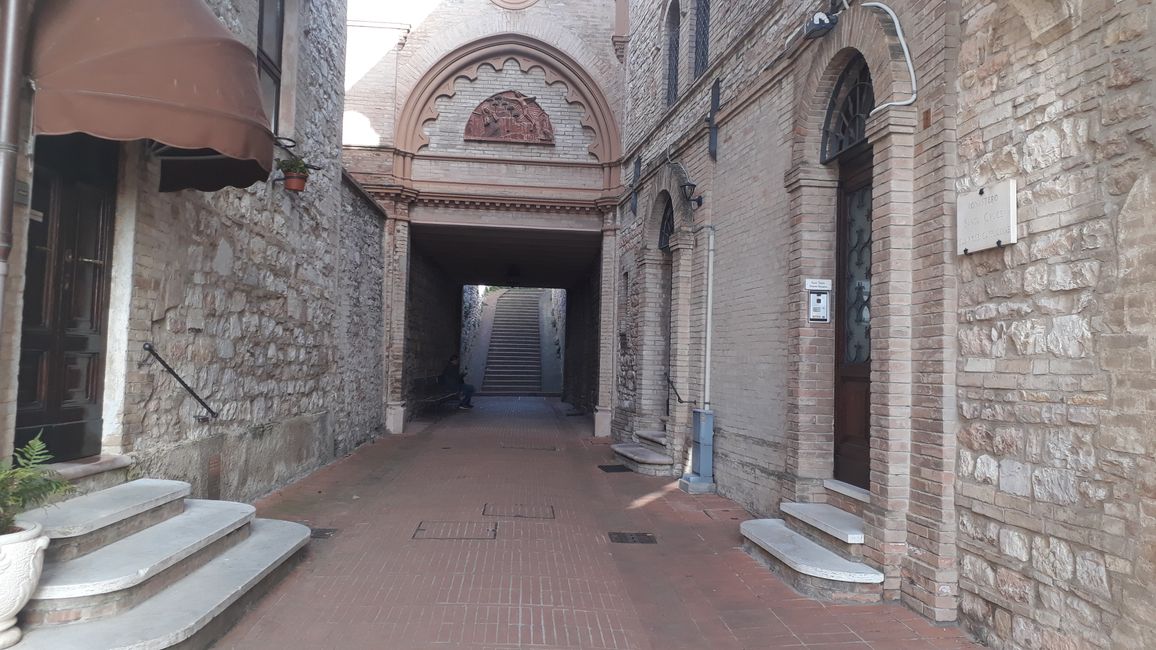 The entrance to the Capuchin Clare Convent
