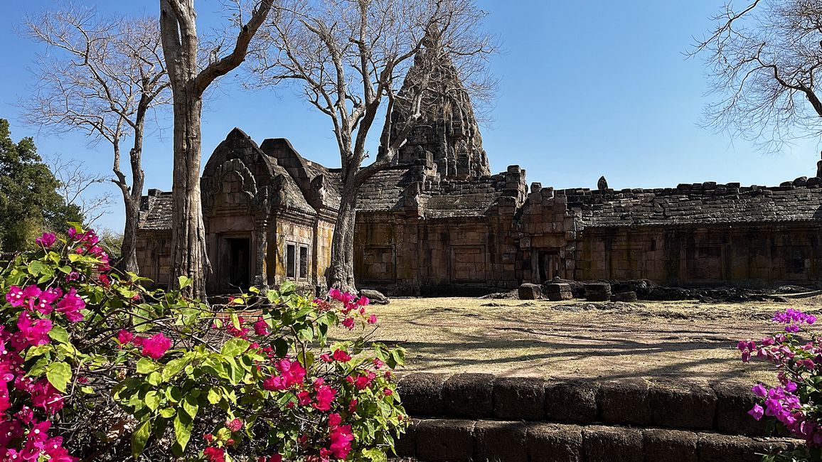 Prasat Mueang Tam