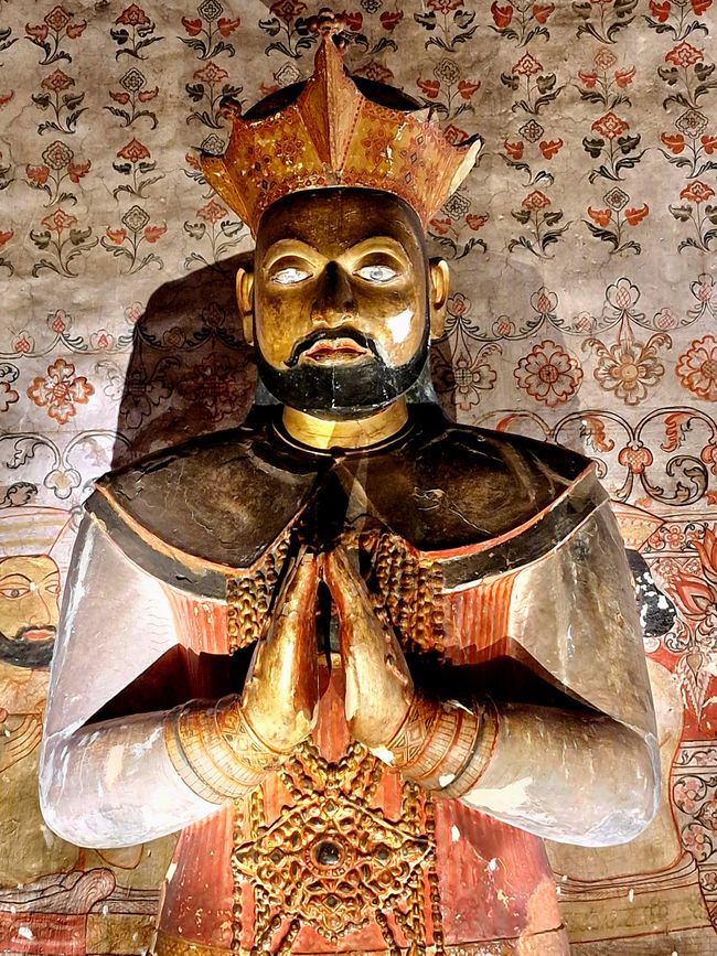 丹布拉 - 刻在岩石上