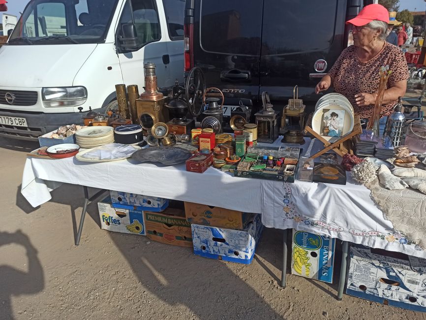 Second-Hand-Flohmarkt „L'Encant de l'Empordà“ (Verges, Baix Empordà, Girona)