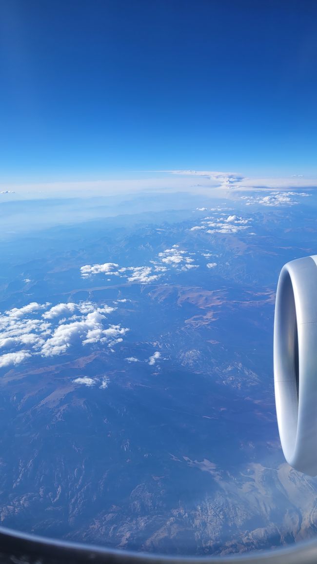 Auf dem Weg nach L.A. - oder: Über den Wolken ...