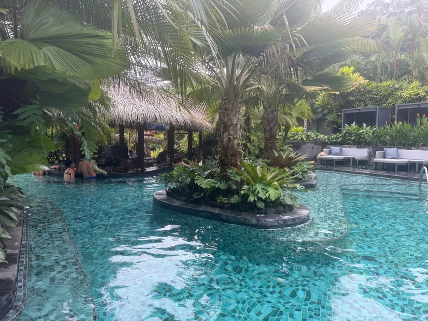 Die Poolbar