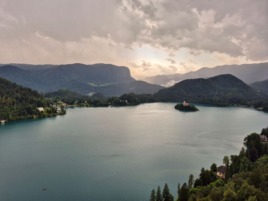 Batalla del calor en el Lago Bled
duz