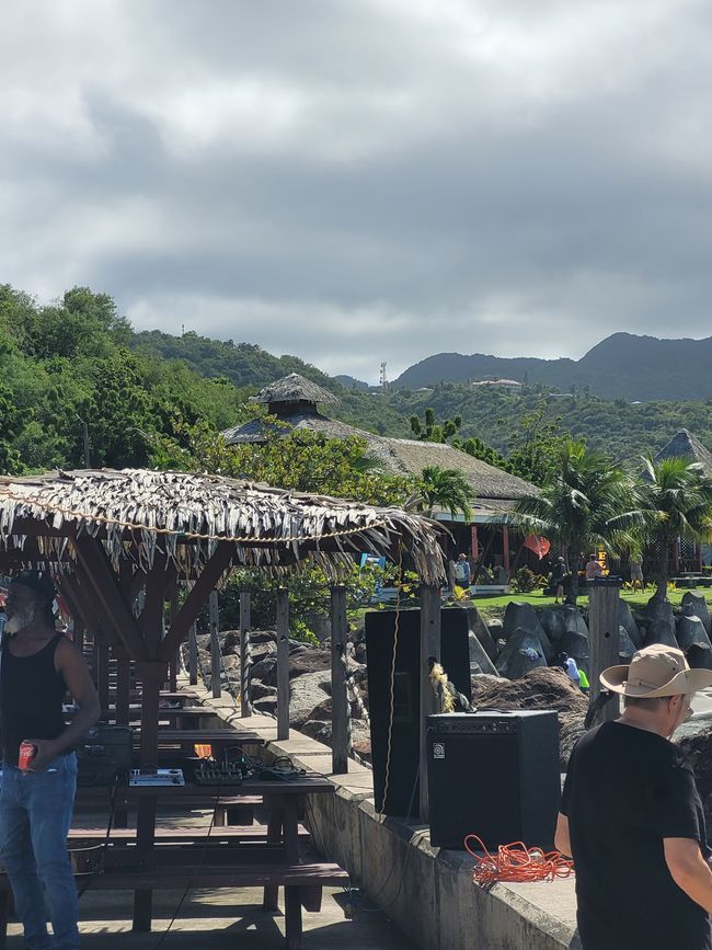 Tag 23 von 175: Kreuzfahrt rund um die Welt - Little Bay/Montserrat