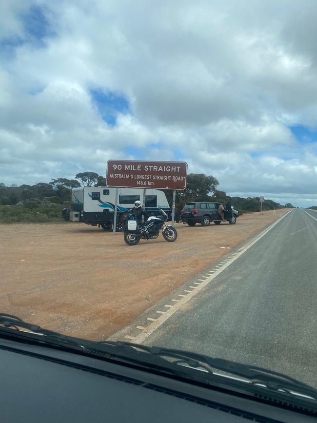 Longest straight route in Australia 