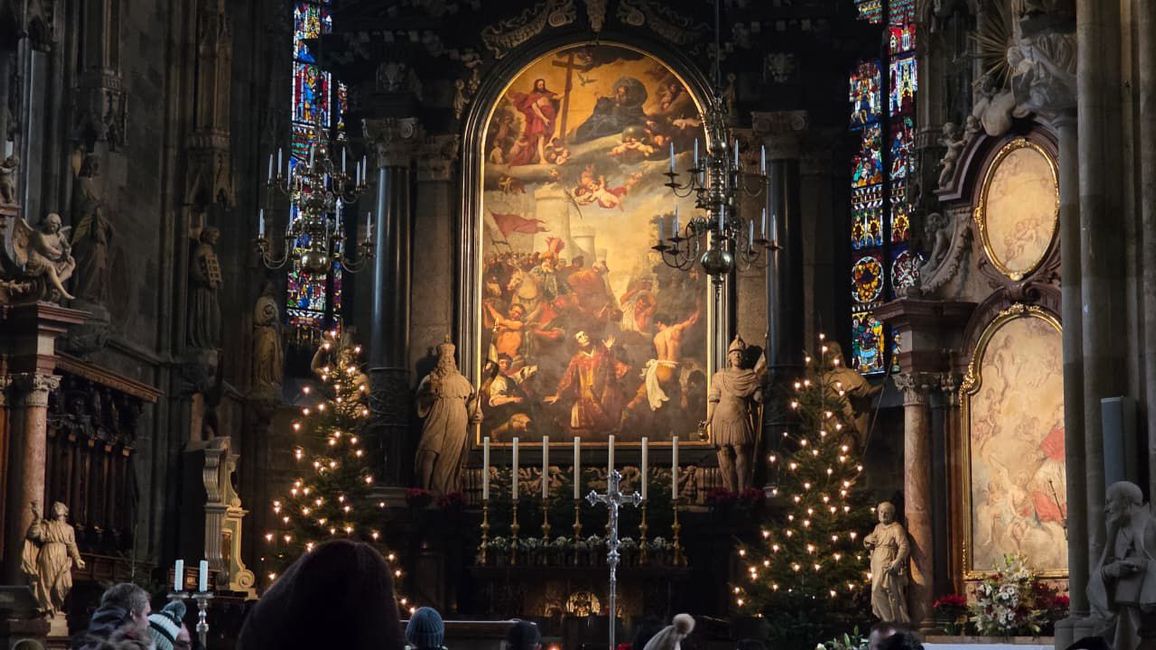 A Fairytale Christmas: Vienna, Budapest, and Bratislava Bus Tour 2025