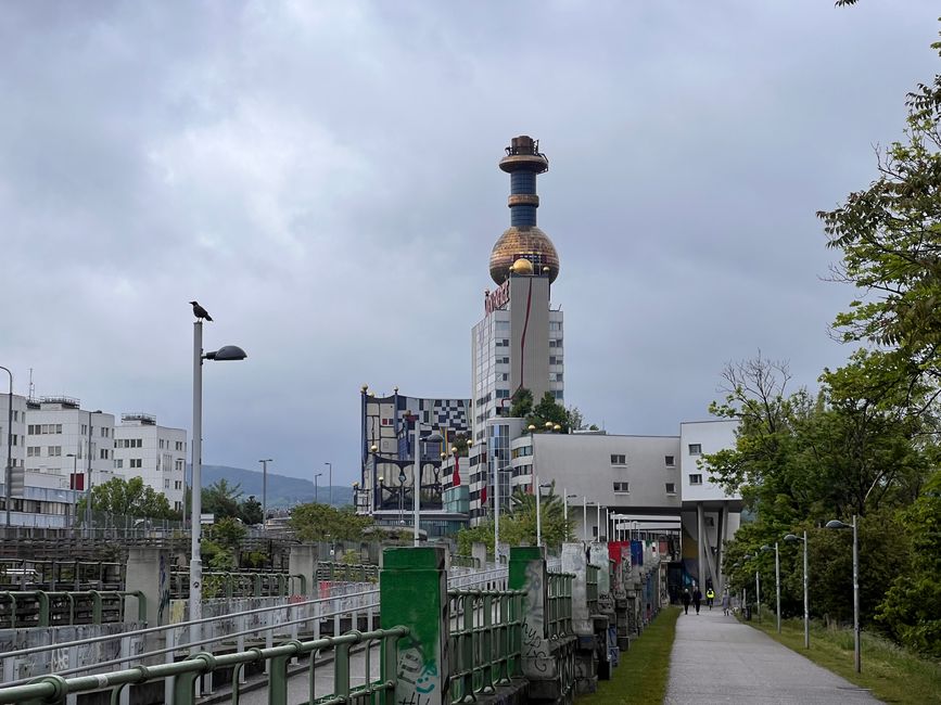 14 nach Krems